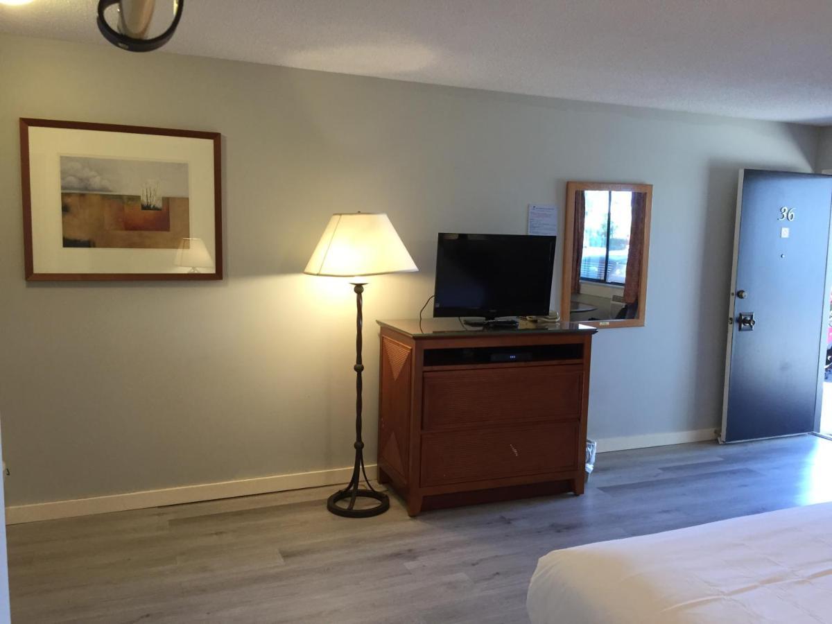 Vip Motel Parksville Esterno foto